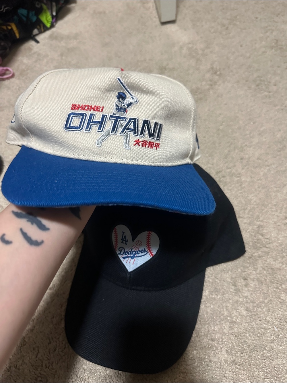 Dodgers lot of two hats ohtani